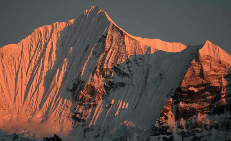 Sunset on Mt.Ganshempo ( Ganchempo )