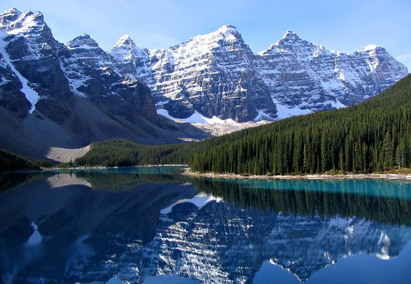 Moraine Lake in Banff National Park, Alberta, Canada