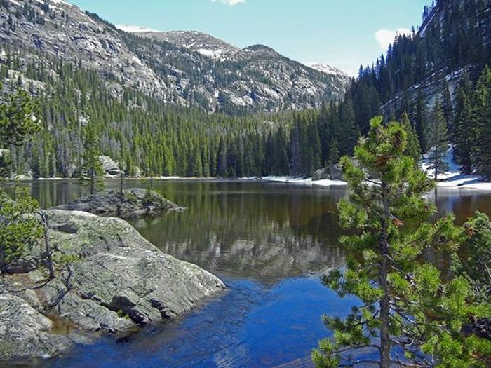 Lone Pine Lake in the Colorado Rocky Mountain NP