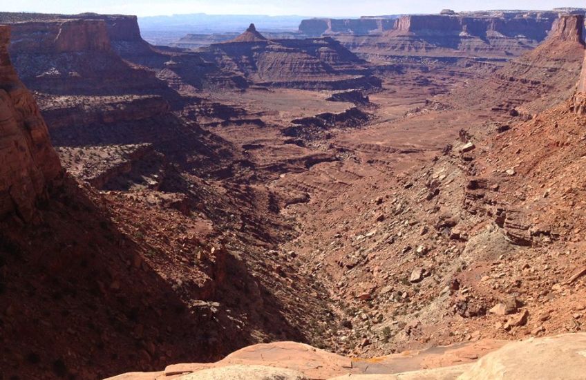 Overlook at Dead Horse Point on " Island in the Sky "