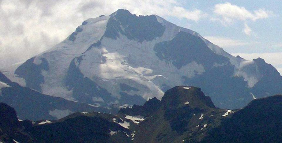 Piz Bernina ( 4049 metres ) in the Italian Alps