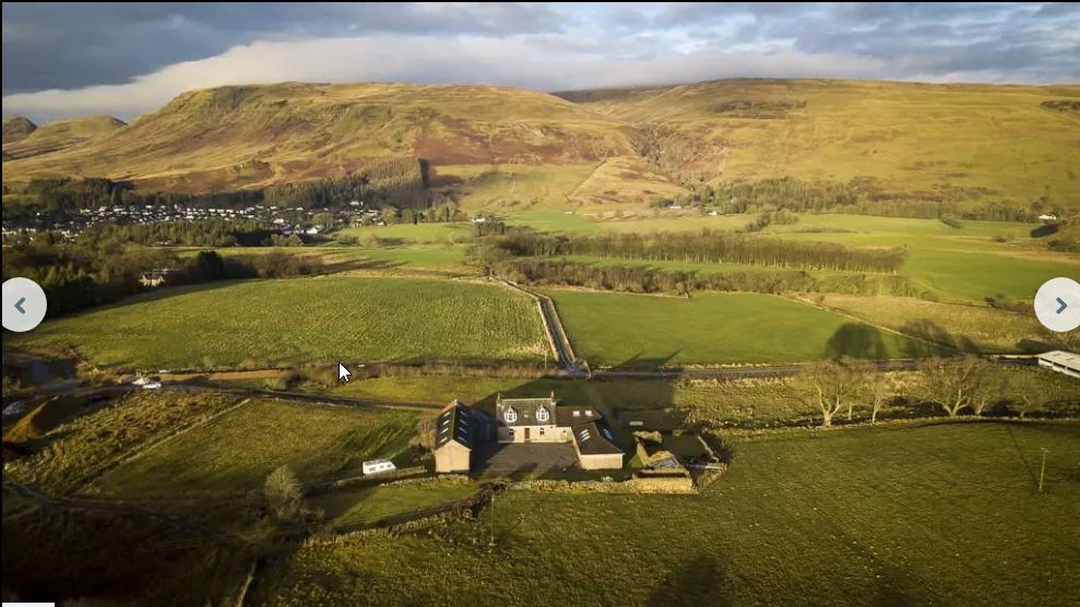 Muirhouse Farm beneath Campsie Fells