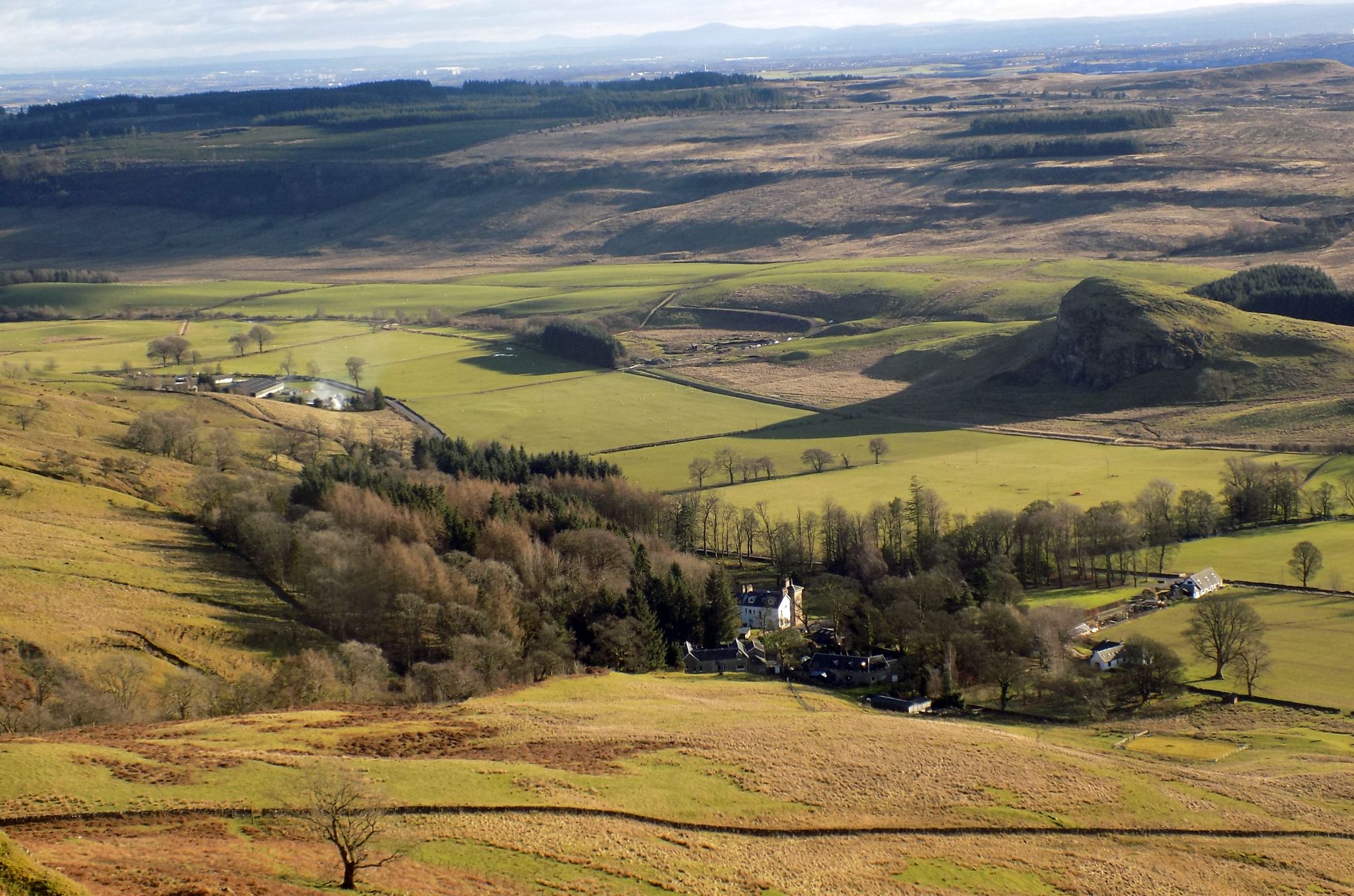 Ballagan House on descent from Slackdhu