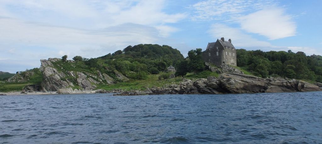 Duntrune Castle at Crinan