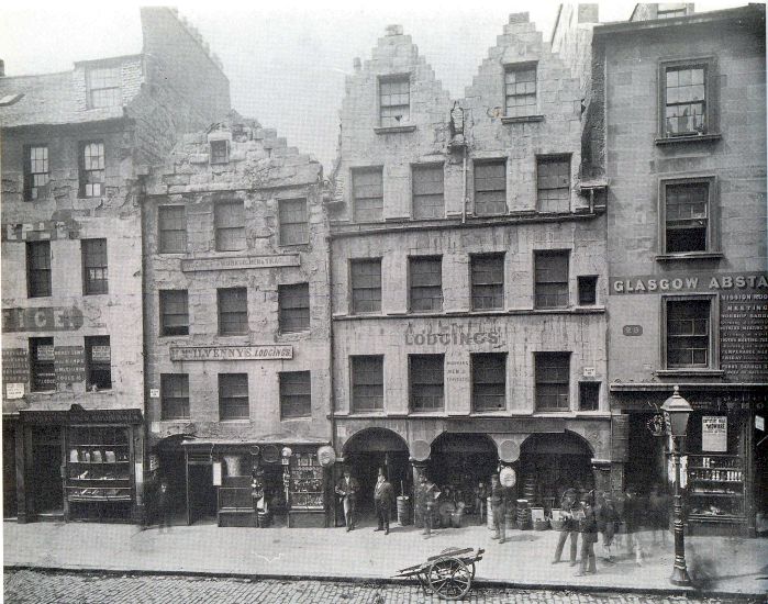 Photograph of the High Street in 1868