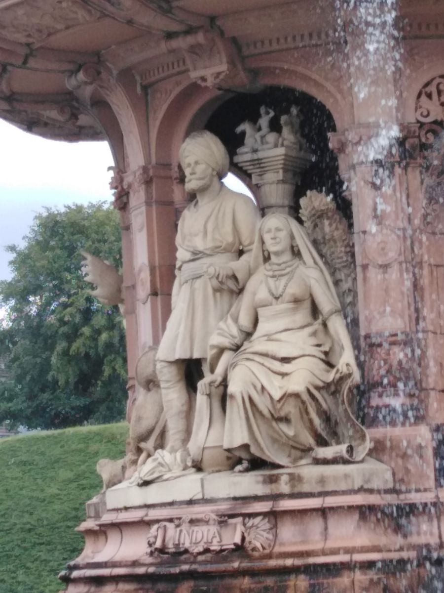 Doulton Fountain in Glasgow Green