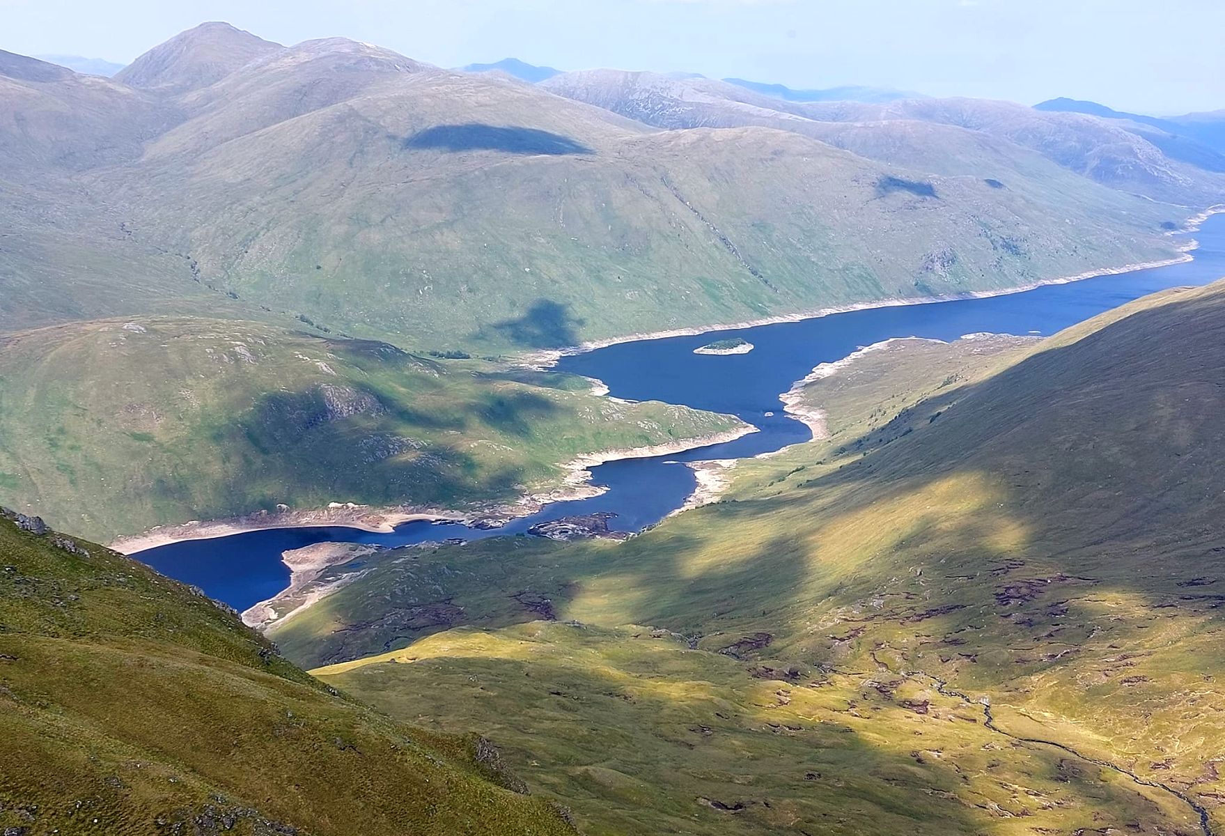 Loch Mullardoch on ascent of Beinn Fhionnlaidh