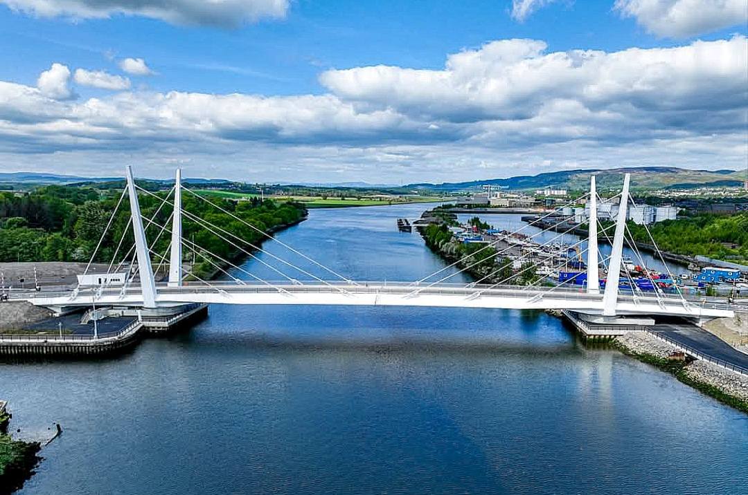 Road bridge from Clydebank to Renfrew