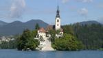 Lake_bled_castle_cu.jpg