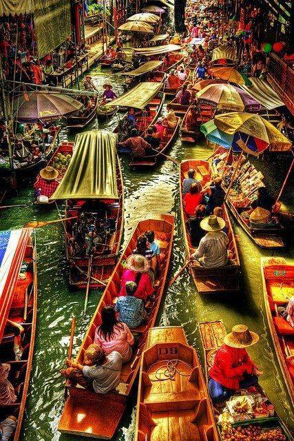 Floating Market in Bangkok