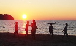 Sunset on Ngapali Beach on Bay of Bengal, western coast of Myanmar / Burma